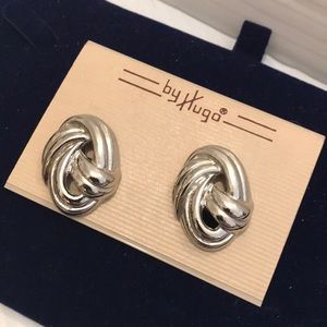 NWT By Hugo Silver Knot Clip-on Earrings